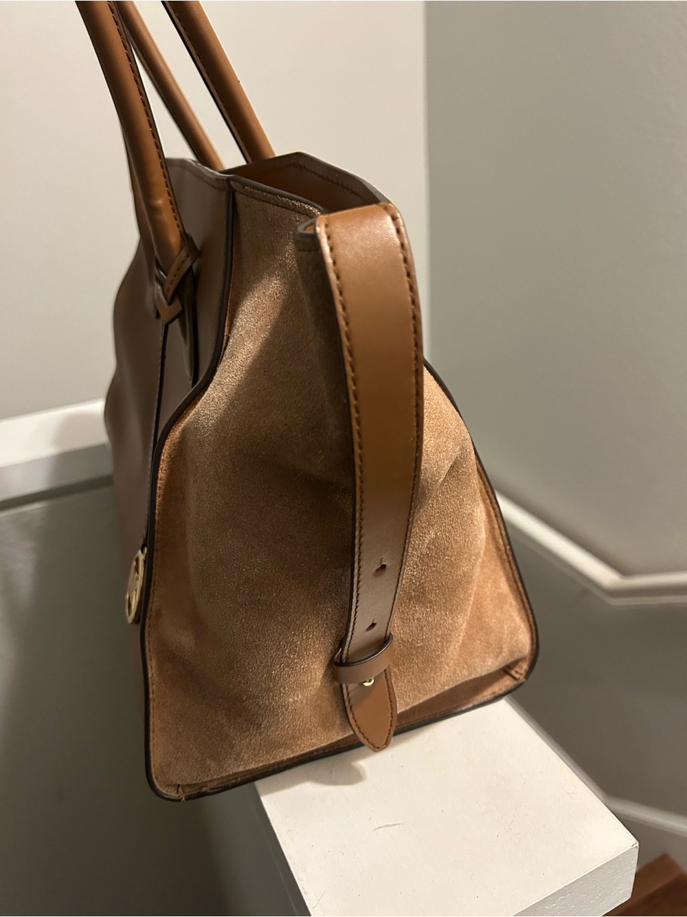 Michael Kors Avril X-Large Brown Leather Tote Bag - Picture 6 of 15